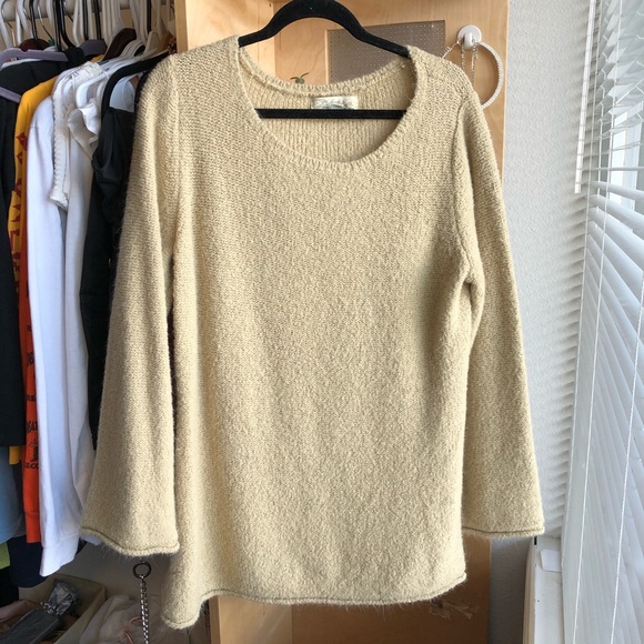 Cabela’s sweater - Picture 1 of 3